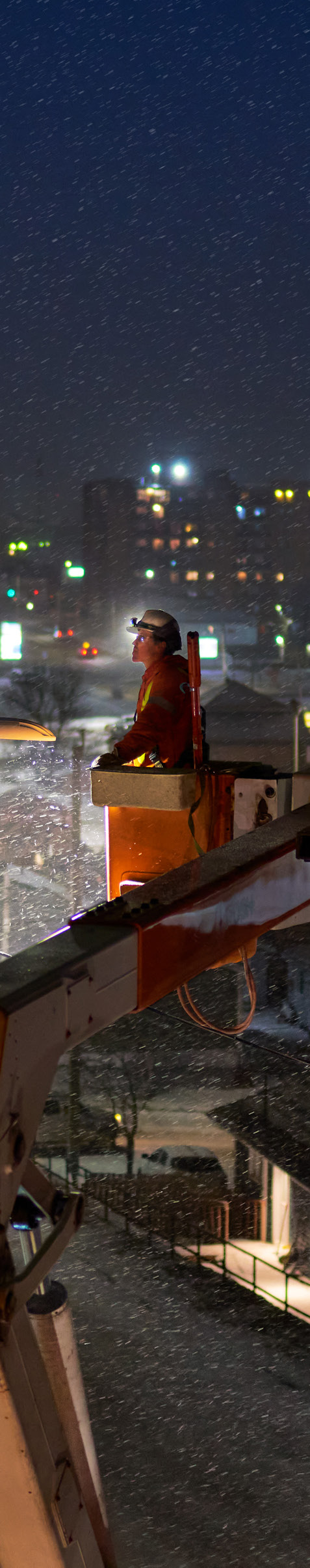 Hydro One Gentleman Working at Night